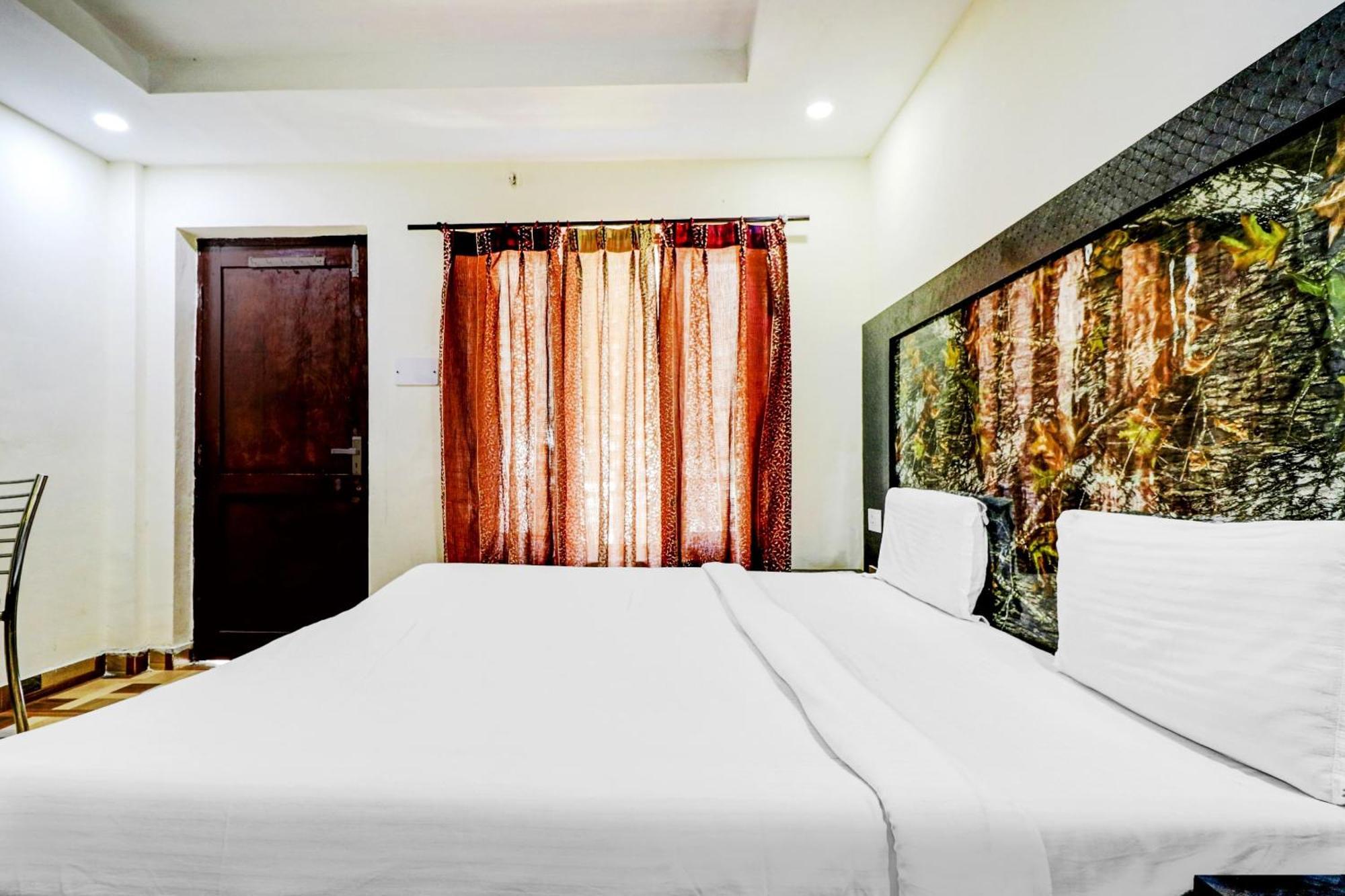 OYO Hotel 84086 Hotel Sandhyana Inn McLeod Ganj Buitenkant foto