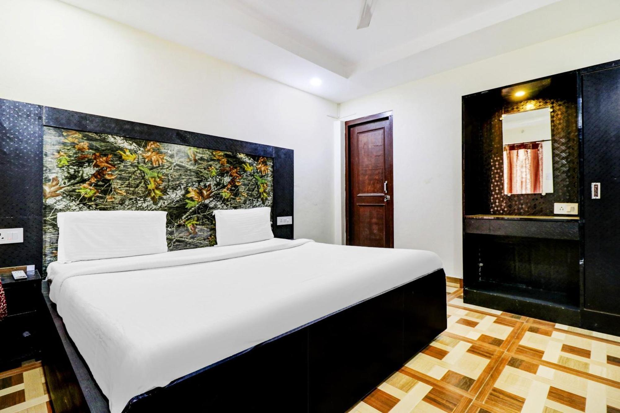OYO Hotel 84086 Hotel Sandhyana Inn McLeod Ganj Buitenkant foto