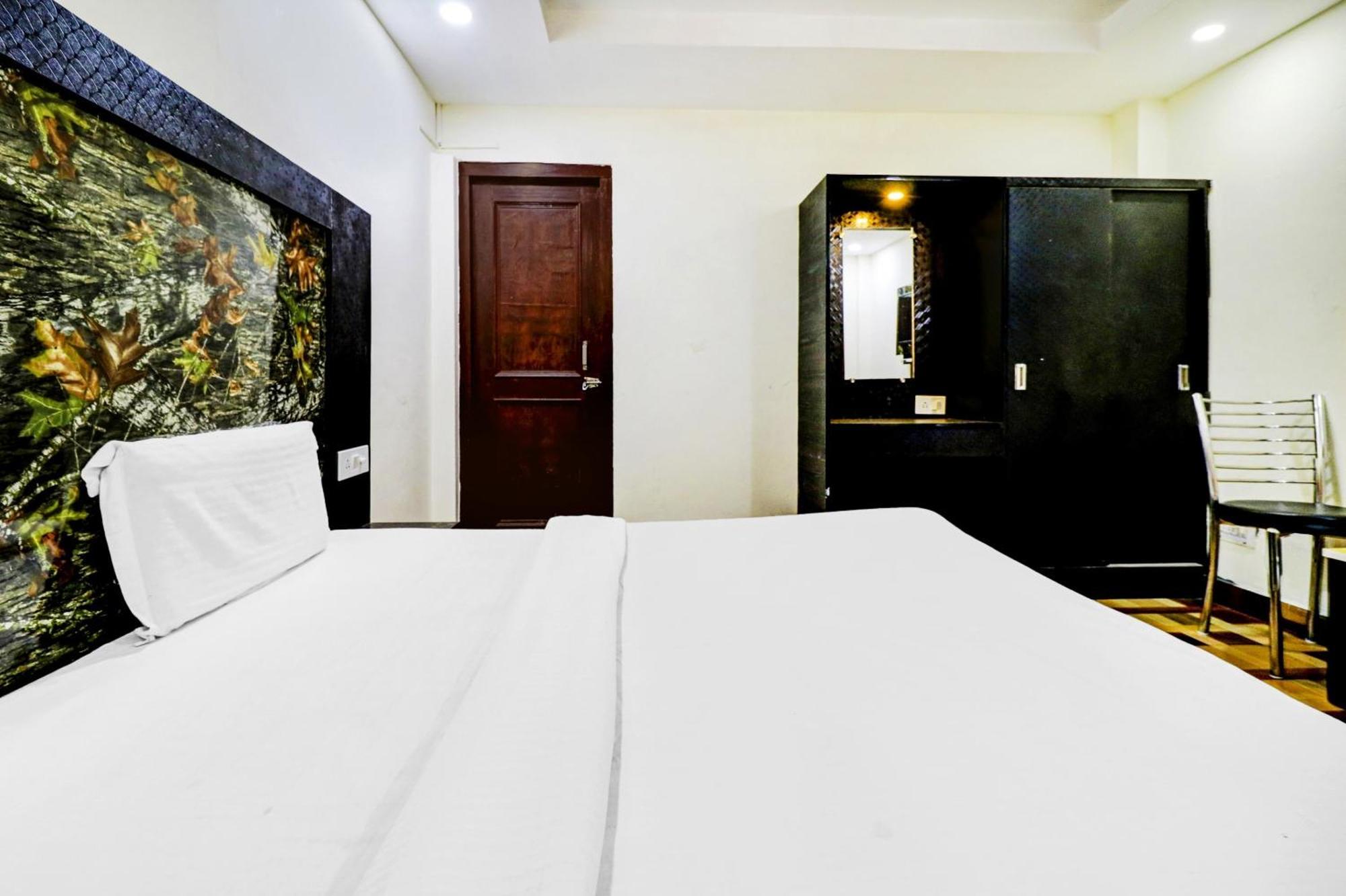 OYO Hotel 84086 Hotel Sandhyana Inn McLeod Ganj Buitenkant foto